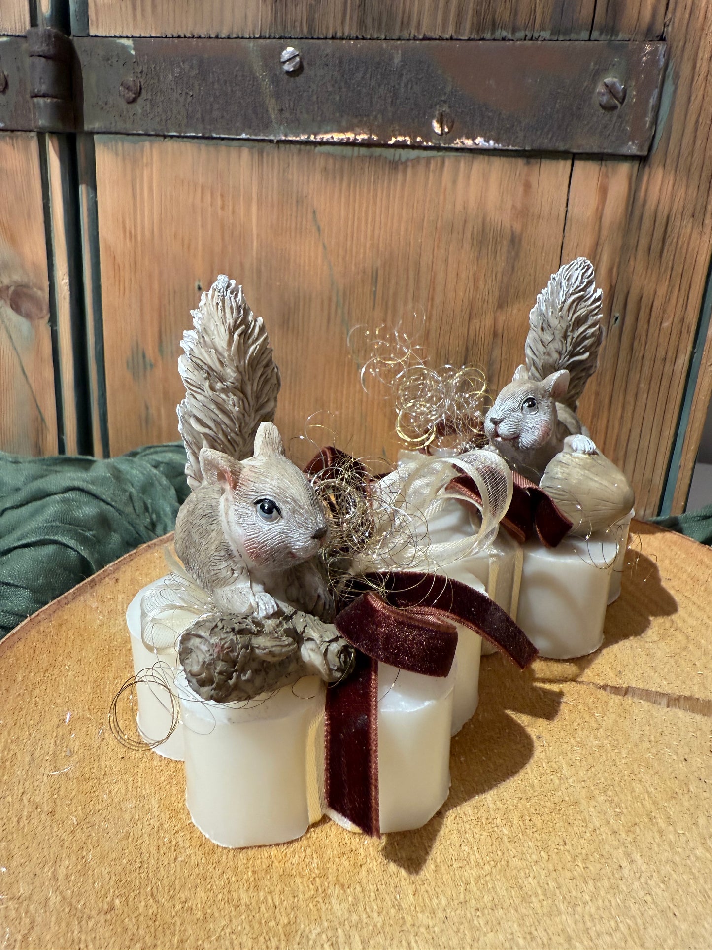 Sapone decorativo con decorazione in ceramica - Scoiattolo