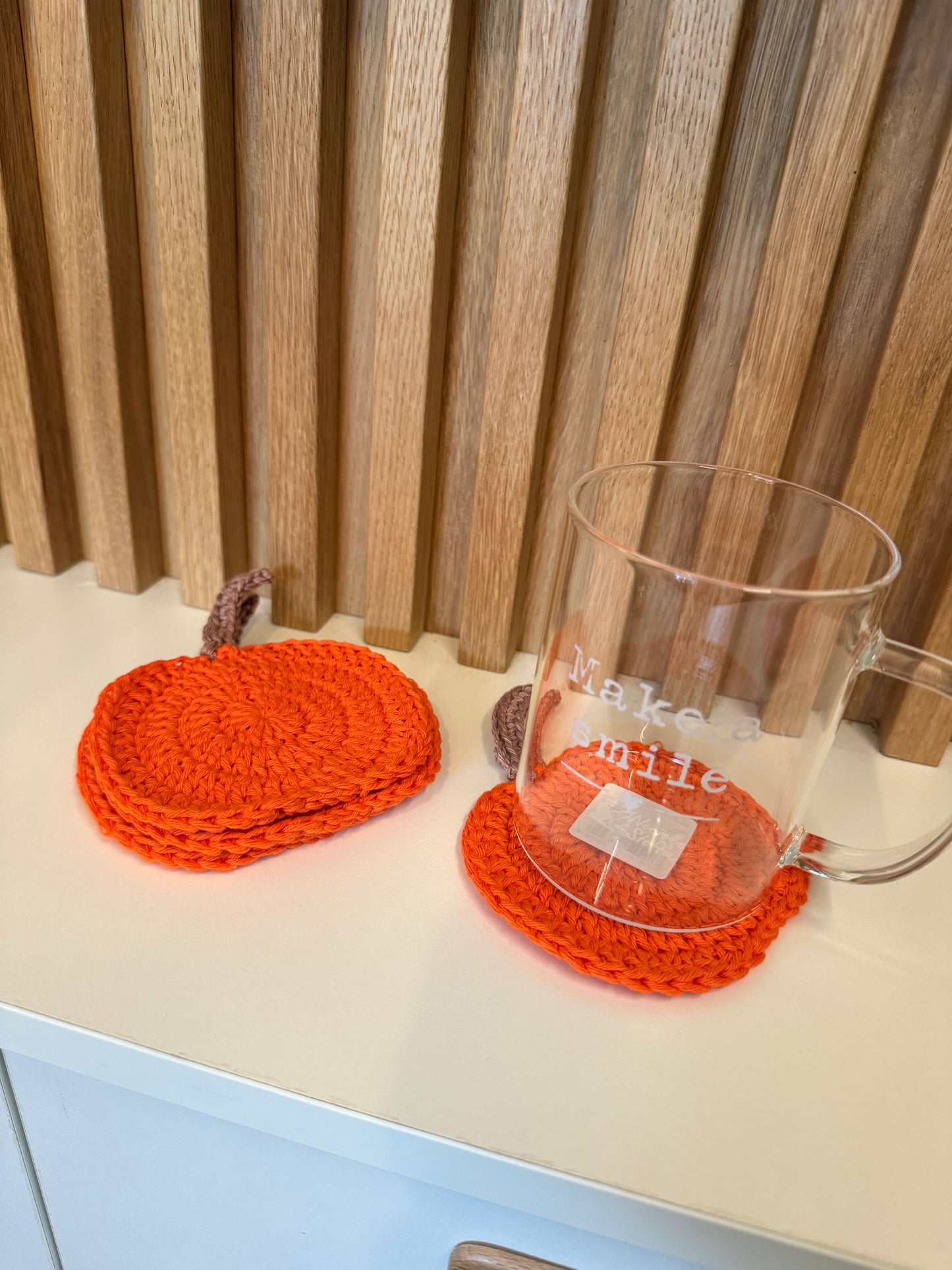 Set di 4 sottobicchieri in cotone a forma di zucca