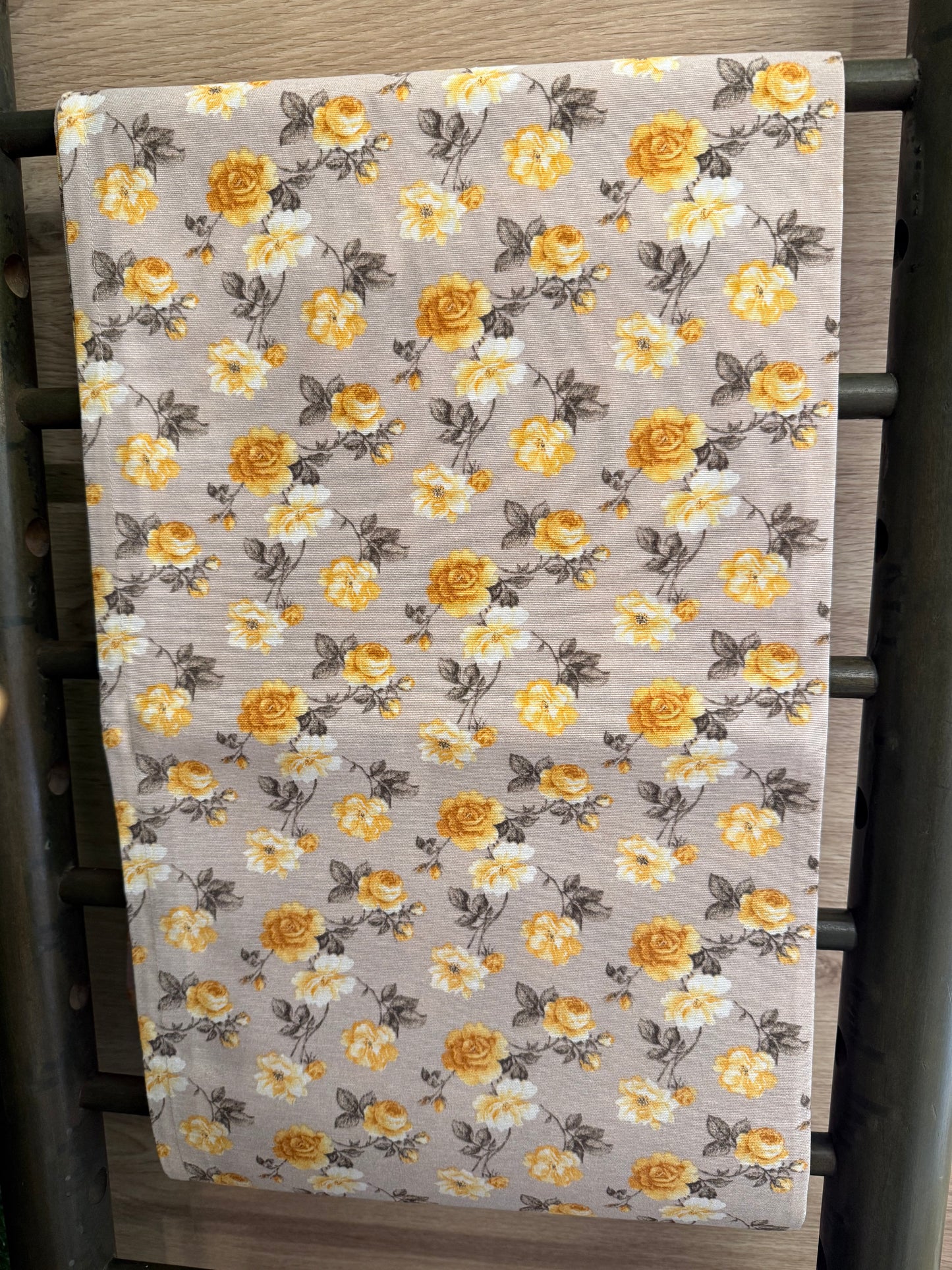 Tovaglia roselline gialle