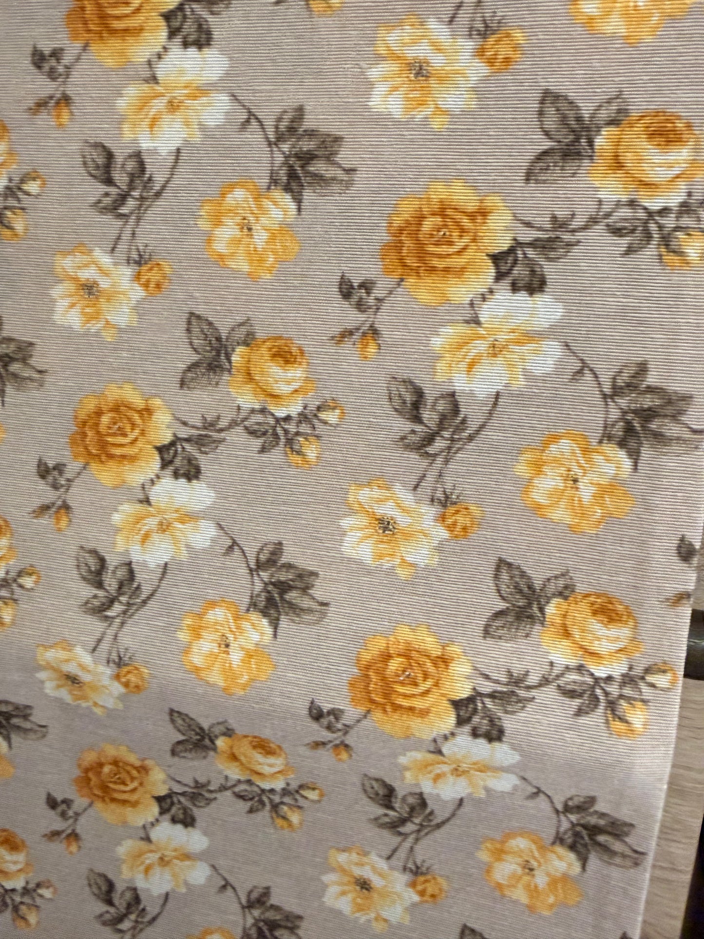 Tovaglia roselline gialle