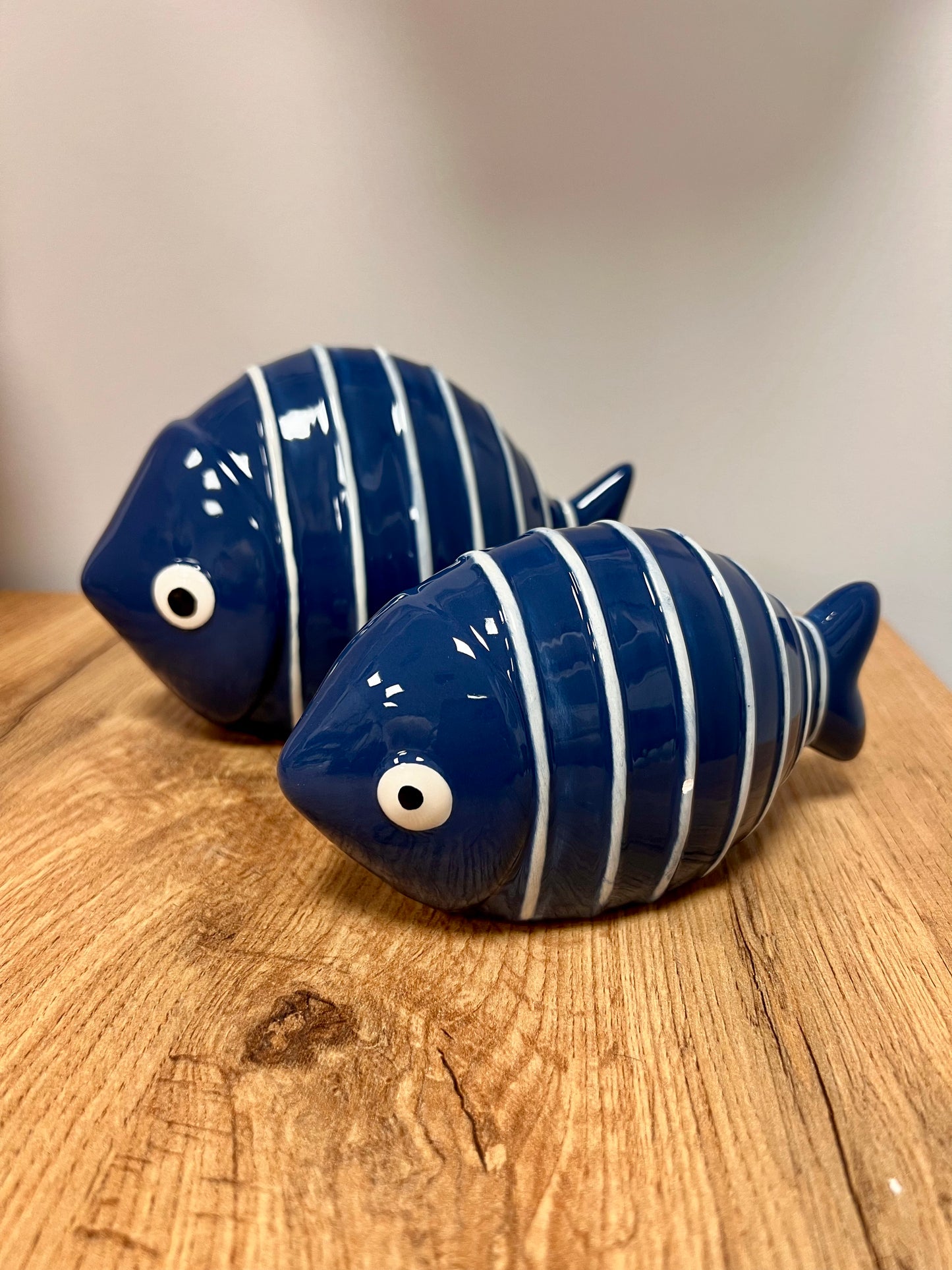 Pesce a righe in ceramica - Blu