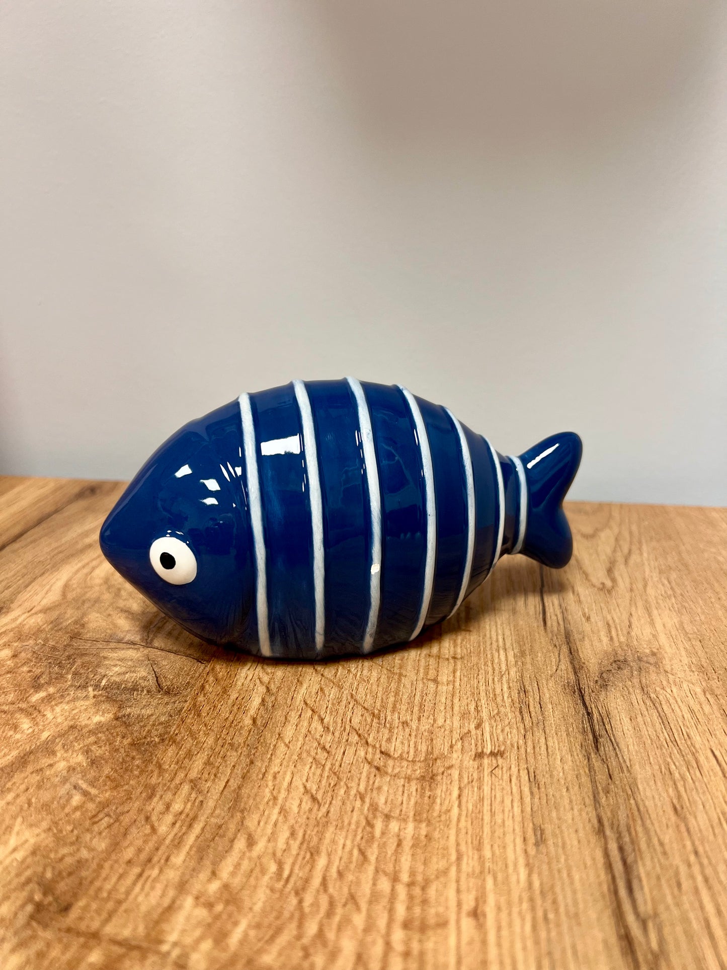 Pesce a righe in ceramica - Blu