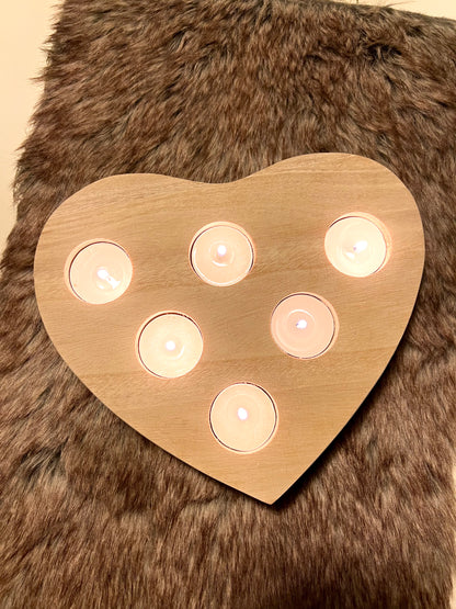 Cuore in legno per tealight