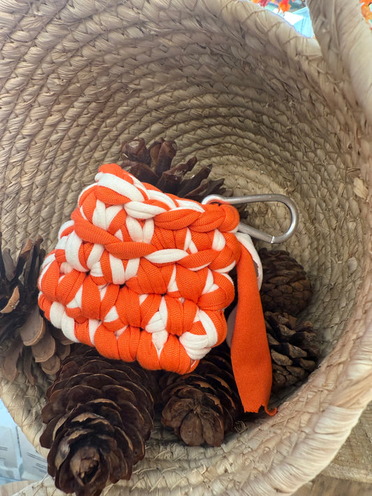 Porta airpods bianco e arancio