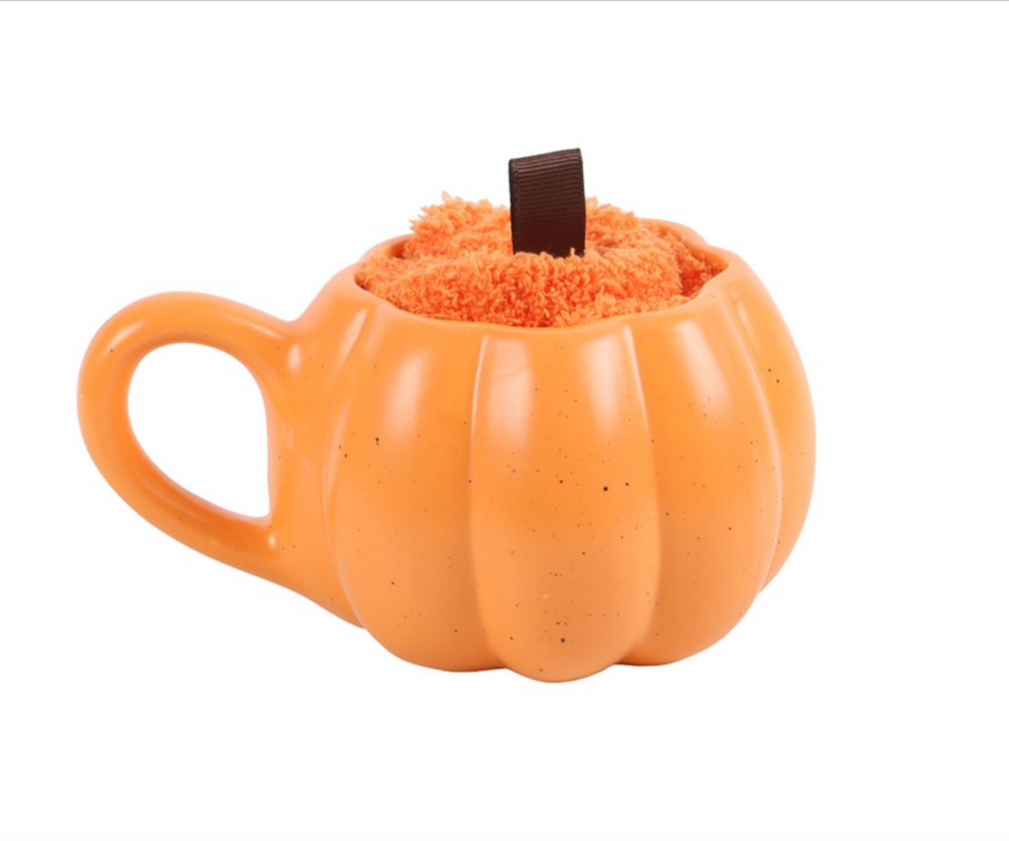Tazza in ceramica a forma di zucca arancione con calzini in spugna